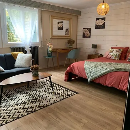 Alojamento de Acomodação e Pequeno-almoço Au Fil De L'eau 3*