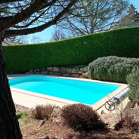 Au Fil De L'eau Bed & Breakfast Saint-Gelais
